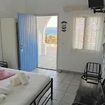 Lucas B Panorama Apartment Sikinos