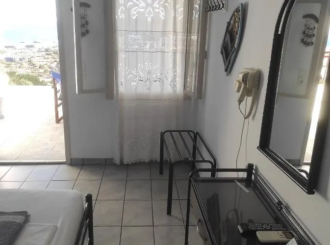 Lucas B Panorama Apartment Síkinos