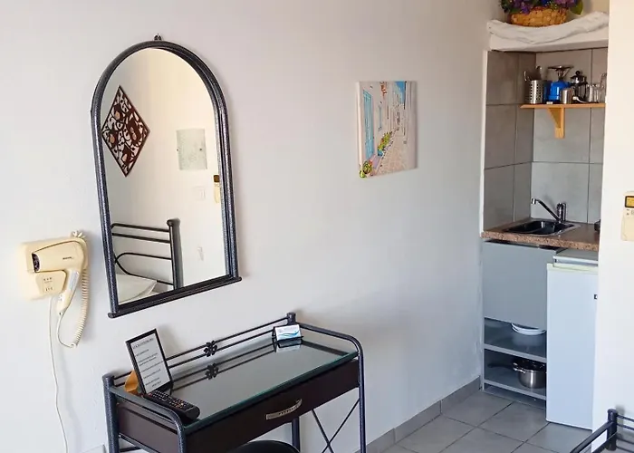 Lucas B Panorama Sikinos